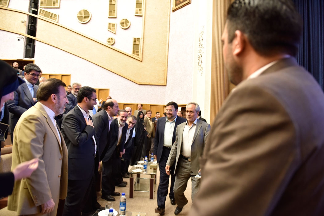 مراسم تقدیر از خدمات مهندس خسروی15