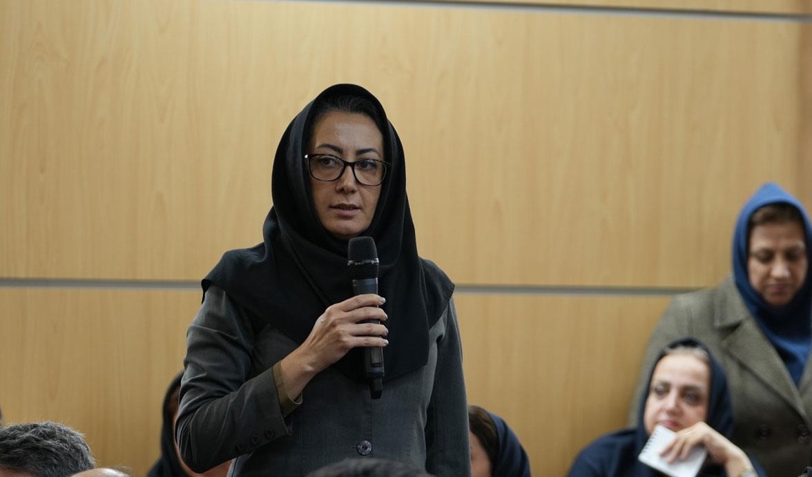 جلسه هم اندیشی مدیرعامل با بانوان همکار11