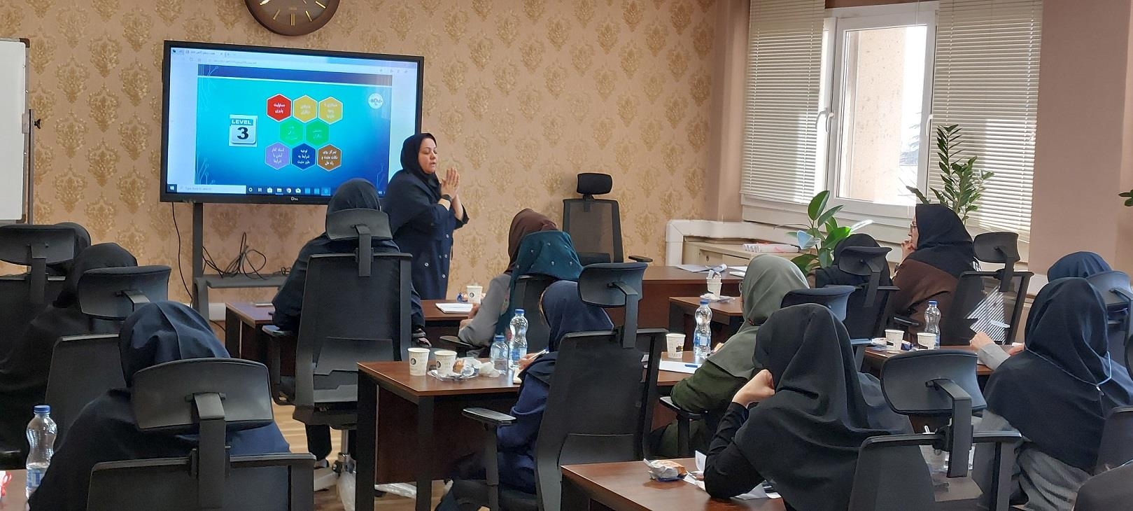 کارگاه آموزشی هفت سطح آگاهی اسفند 1403 (5)