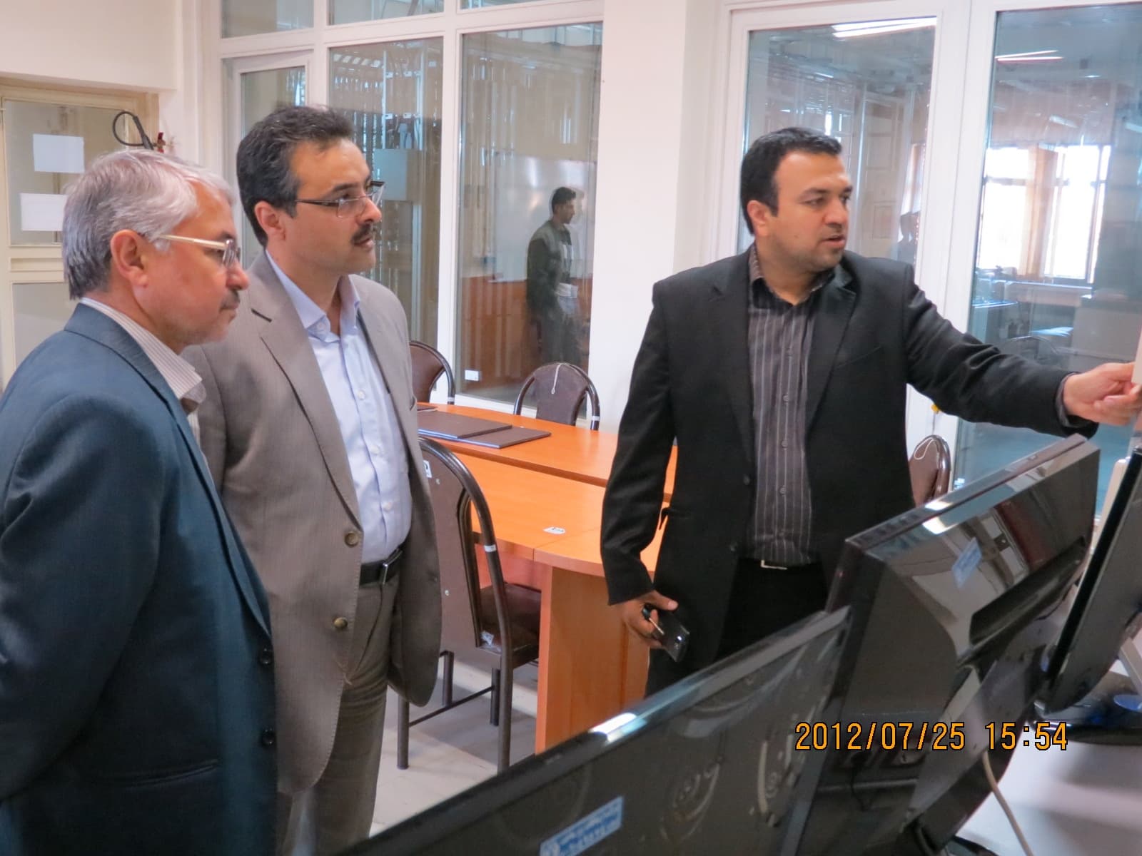 معاون  برنامه ریزی و نظارت راهبردی وزارت ارتباطات از نمایندگی خراسان شمالی بازدید کرد