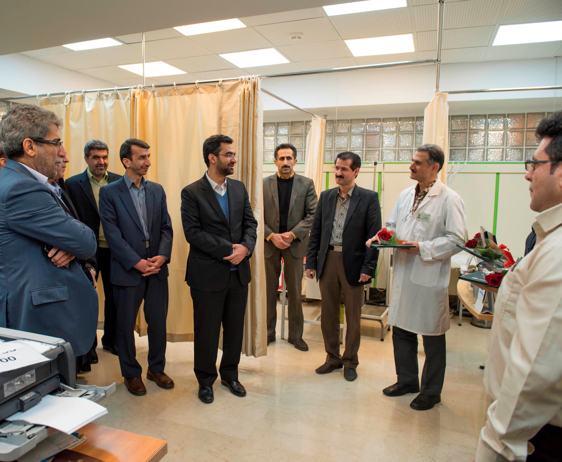 مدیر عامل شرکت ارتباطات زیرساخت از پرستاران درمانگاه امام علی (ع) تقدیر کرد مدیر عامل شرکت ارتباطات زیرساخت از پرستاران درمانگاه امام علی (ع) تقدیر کرد