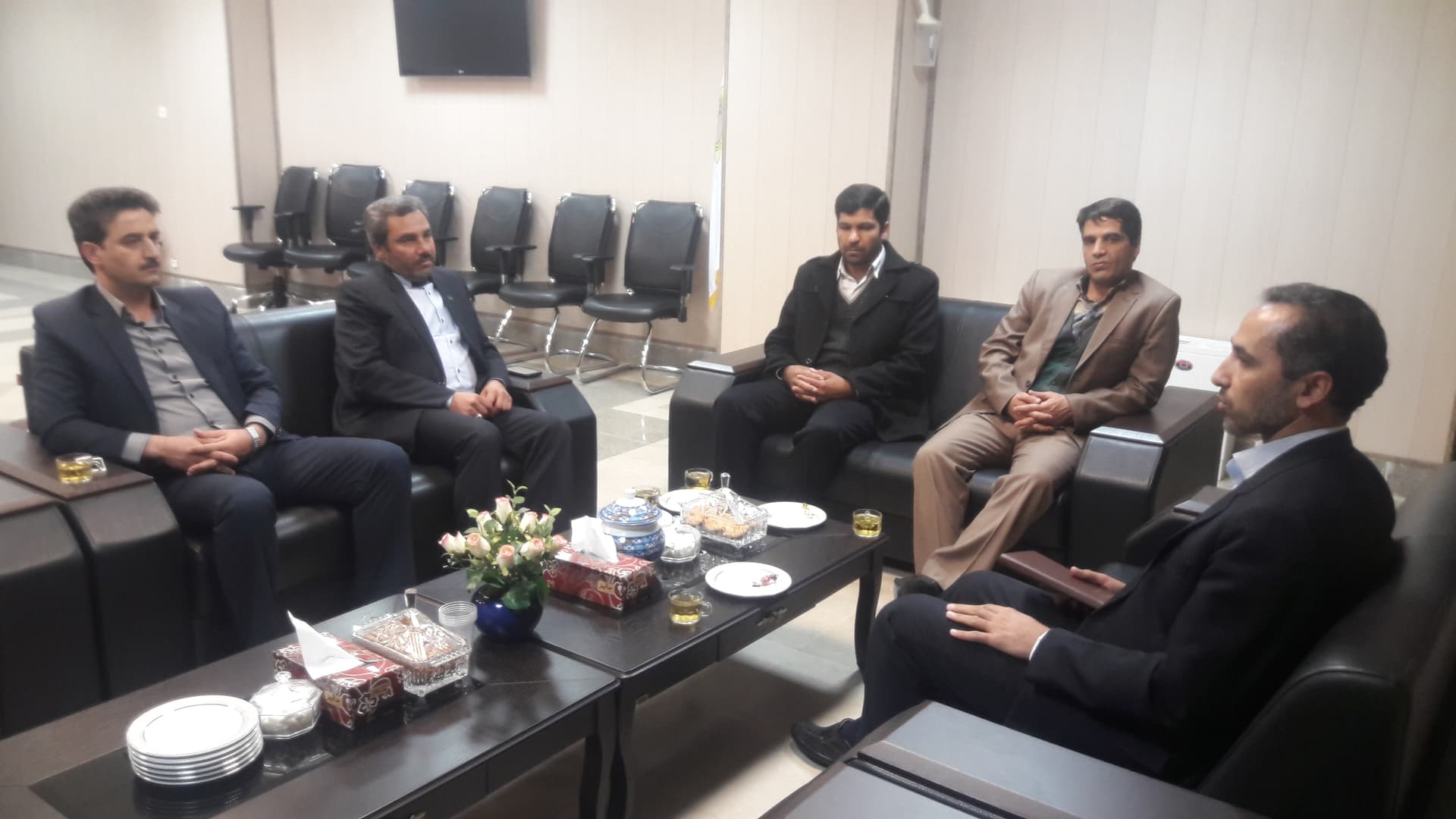 مدیر کل ارتباطات زیرساخت خراسان جنوبی بامعاون استاندار وفرماندارویژه شهرستان طبس    دیدار کرد