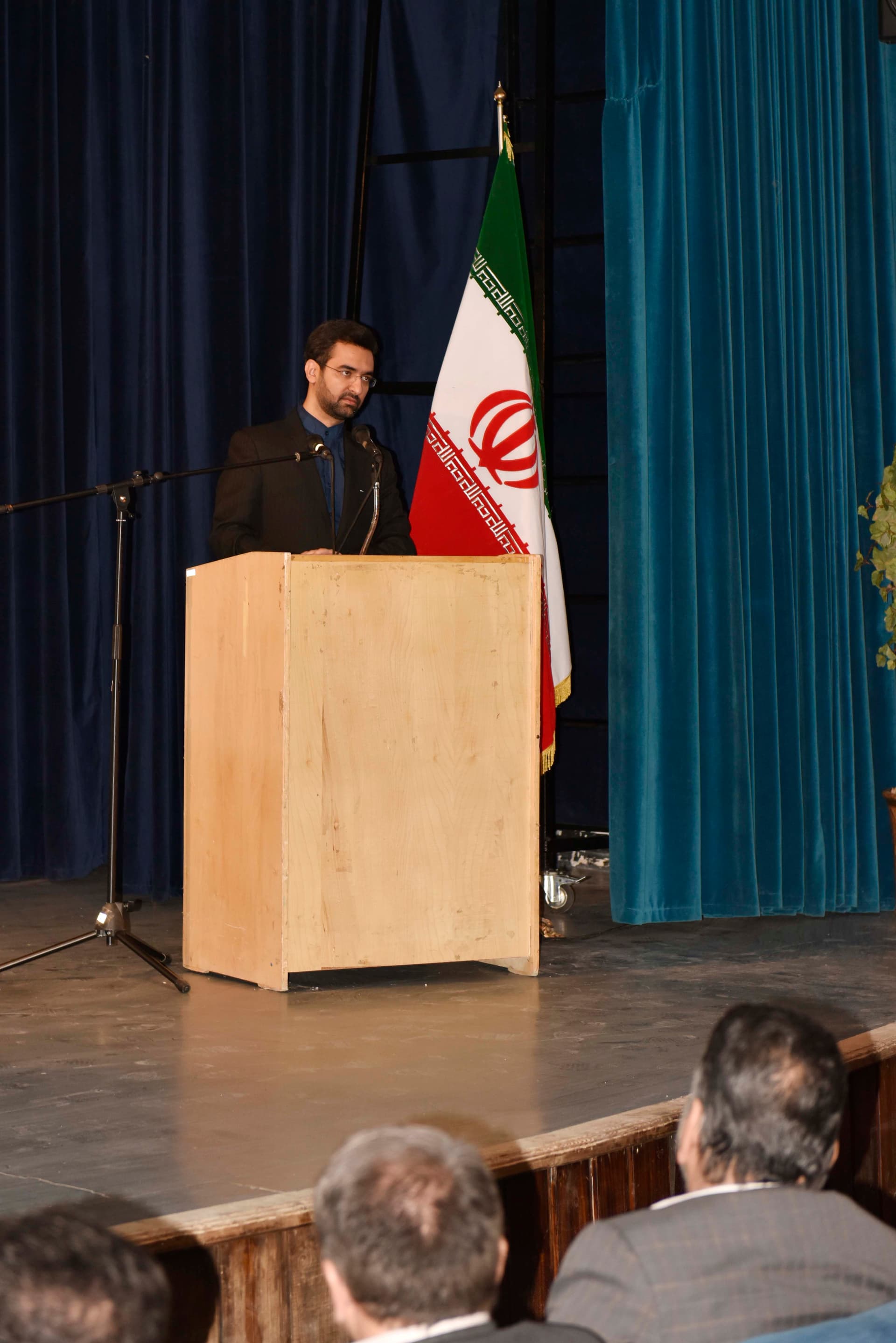 حوزه فناوری اطلاعات نقش بزرگی در اشتغال زایی جامعه دارد حوزه فناوری اطلاعات نقش بزرگی در اشتغال زایی جامعه دارد