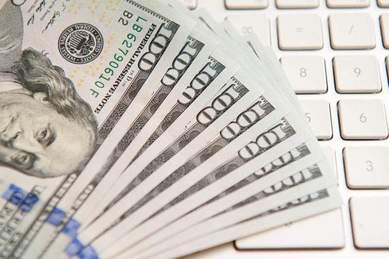 Gartner Says Governments in Middle East and North Africa to Spend US $11.6 Billion on IT in 2017 Gartner Says Governments in Middle East and North Africa to Spend US $11.6 Billion on IT in 2017