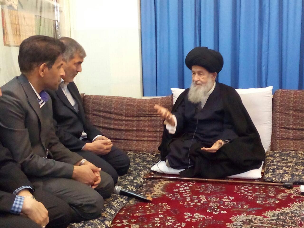 مهندس ترابیان مدیرکل ارتباطات زیرساخت استان قم با آیت الله علوی گرکانی دیدار کرد مهندس ترابیان مدیرکل ارتباطات زیرساخت استان قم با آیت الله علوی گرکانی دیدار کرد