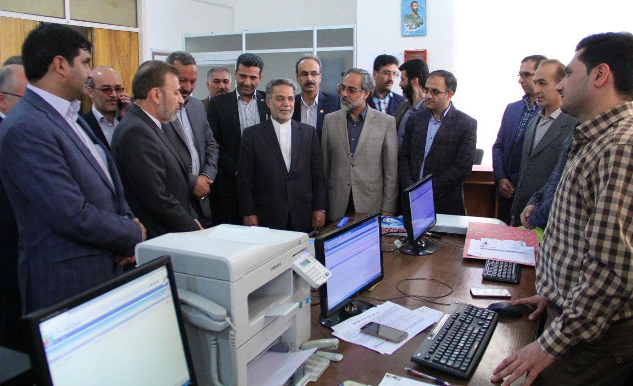وزیر ارتباطات و فناوری اطلاعات  به یزد سفر کرد