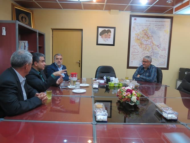 مدیران شرکت ارتباطات زیرساخت با معاون هماهنگی امور عمرانی استانداری کرمان دیدار کردند مدیران شرکت ارتباطات زیرساخت با معاون هماهنگی امور عمرانی استانداری کرمان دیدار کردند