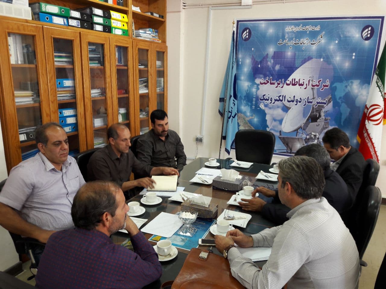 نشست اجرای پروژه نور 2 در استان ایلام برگزار شد