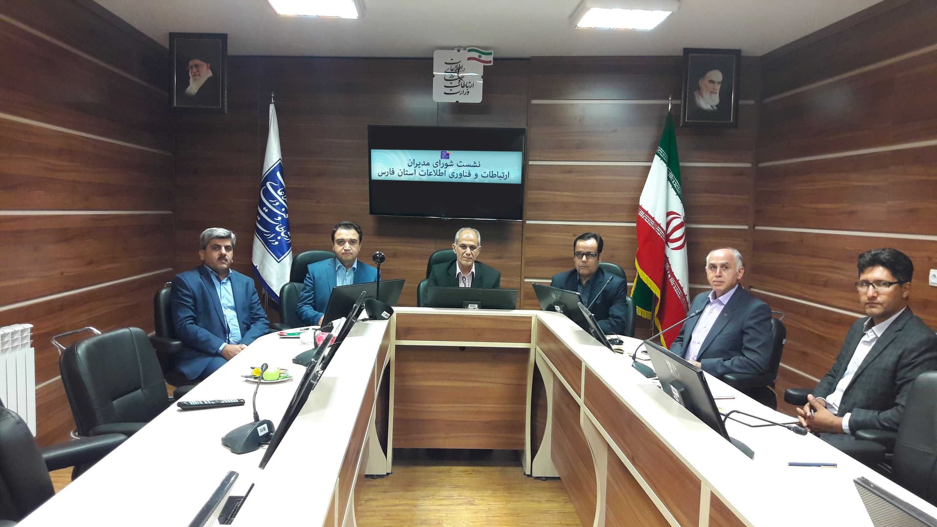 نشست شورای مدیران ارتباطات و فناوری اطلاعات استان فارس  برگزار شد