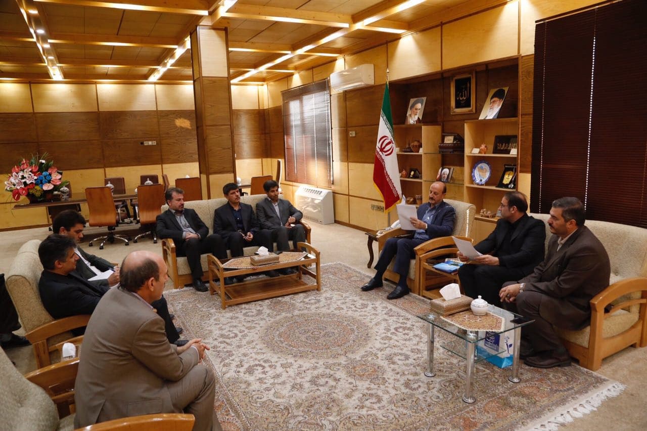 مدیران حوزه ارتباطات و فناوری اطلاعات استان قزوین با استاندار دیدار کردند مدیران حوزه ارتباطات و فناوری اطلاعات استان قزوین با استاندار دیدار کردند