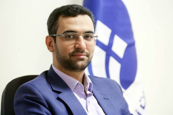 وزیر ارتباطات و فناوری اطلاعات از عملکرد شرکت ارتباطات زیرساخت در نمایشگاه تلکام تقدیر کرد وزیر ارتباطات و فناوری اطلاعات از عملکرد شرکت ارتباطات زیرساخت در نمایشگاه تلکام تقدیر کرد