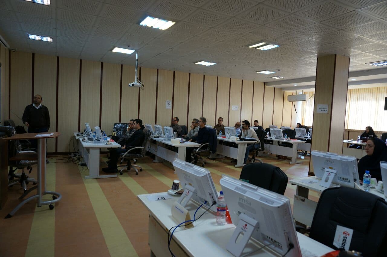 کارکنان اداره کل ارتباطات زیرساخت استان گیلان  در  کارگاه آموزشی"امنیت در رسانه های کنترل صنعتی  شرکت کردند