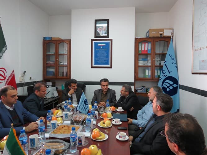 نشست جمعی از مدیران شرکت ارتباطات زیرساخت در استان یزد برگزار شد نشست جمعی از مدیران شرکت ارتباطات زیرساخت در استان یزد برگزار شد
