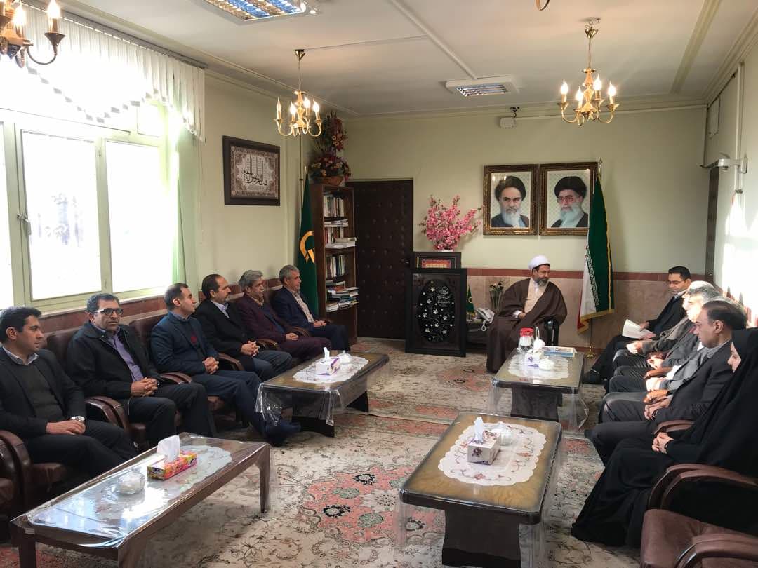 دیدار مدیر کل ارتباطات زیر ساخت استان کرمان با امام جمعه کرمان