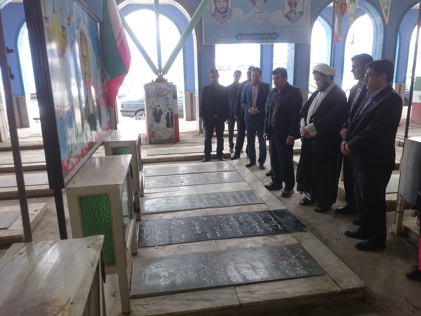 کارکنان اداره کل خوزستان با آرمانهای امام راحل(ره) و شهدا تجدید بیعت کردند