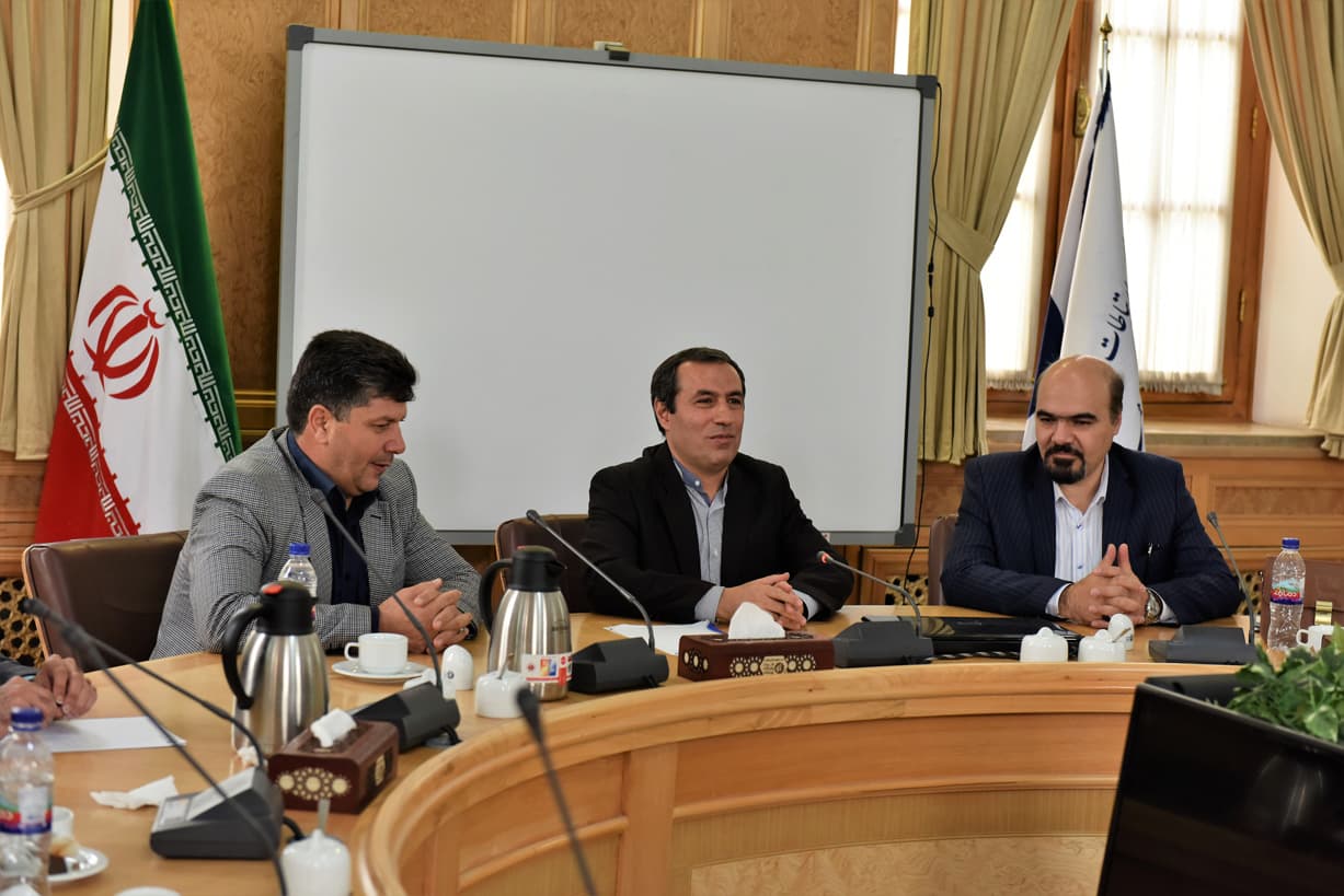 روابط عمومی ها  سکوت سازمانی را بشکنند/  صداقت کلید اصلی کار روابط عمومی ها است