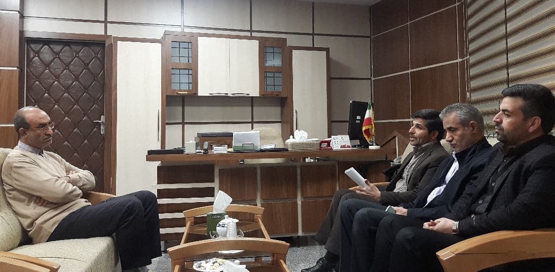 مدیرکل ارتباطات زیرساخت استان قزوین با معاون اقتصادی استاندار دیدارو گفت و گو کرد مدیرکل ارتباطات زیرساخت استان قزوین با معاون اقتصادی استاندار دیدارو گفت و گو کرد