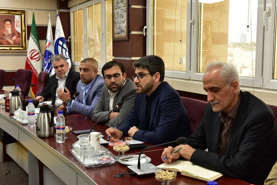 معاون وزیر ارتباطات عراق با مهندس فتاحی دیدار کرد معاون وزیر ارتباطات عراق با مهندس فتاحی دیدار کرد