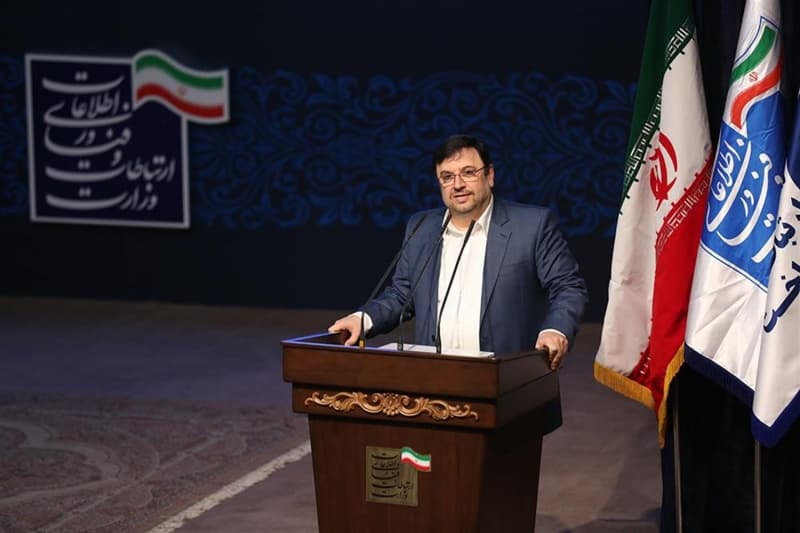دبیر شورای عالی فضای مجازی: امروزه در اوج تحریم ها اقتصاد دیجیتال رونق گرفته است / اگر نتوانیم سرویس بهتر و ارزان تر ارائه کنیم، قدرت رقابت نخواهیم داشت