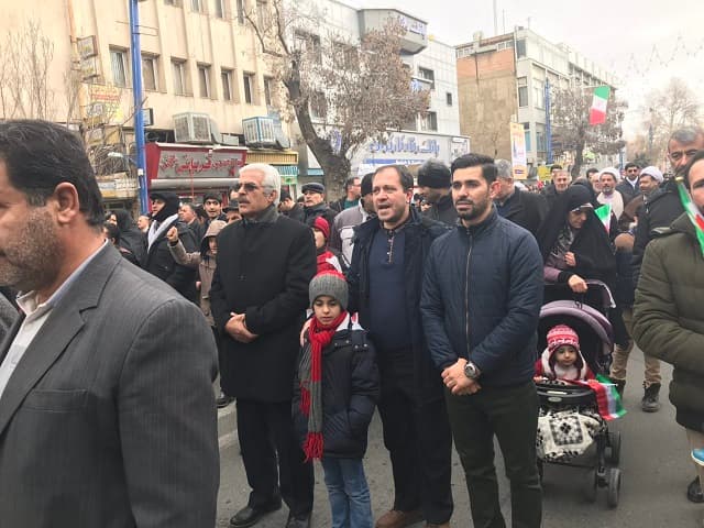 شرکت همکاران اداره کل ارتباطات زیرساخت استان آذربایجان غربی در راهپیمایی 22 بهمن