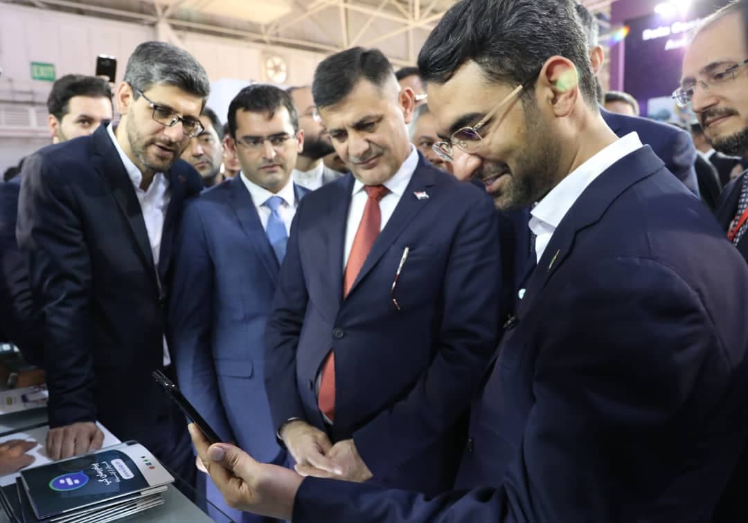 مهندس فتاحی از نمایشگاه  الکامپ بازدید کرد