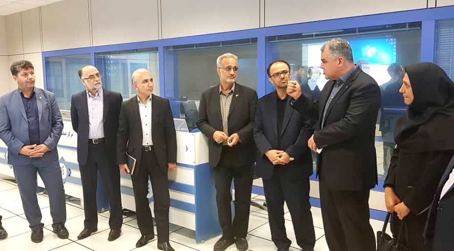 بازدید اعضای هیات مدیره از بخش های فنی ساختمان میدان امام (ره) شرکت ارتباطات زیرساخت بازدید اعضای هیات مدیره از بخش های فنی ساختمان میدان امام (ره) شرکت ارتباطات زیرساخت