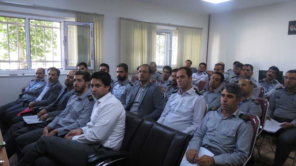 دوره آموزشی توجیهی و حفاظتی برای عوامل نگهبانی حراست استان لرستان برگزار شد