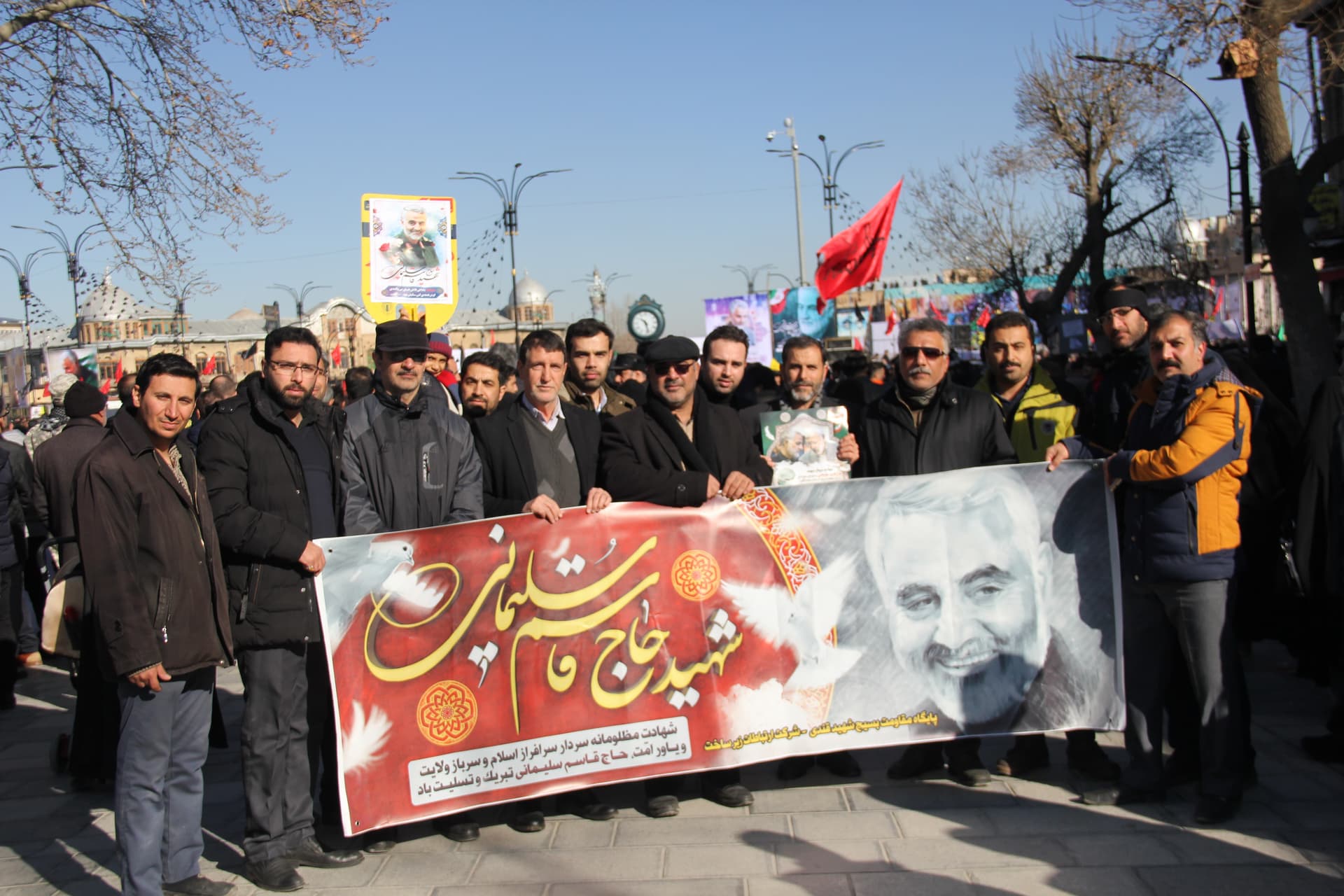 حضور مدیر و کارکنان ارتباطات زیرساخت استان همدان در مراسم گرامیداشت سپهبد شهید حاج قاسم سلیمانی