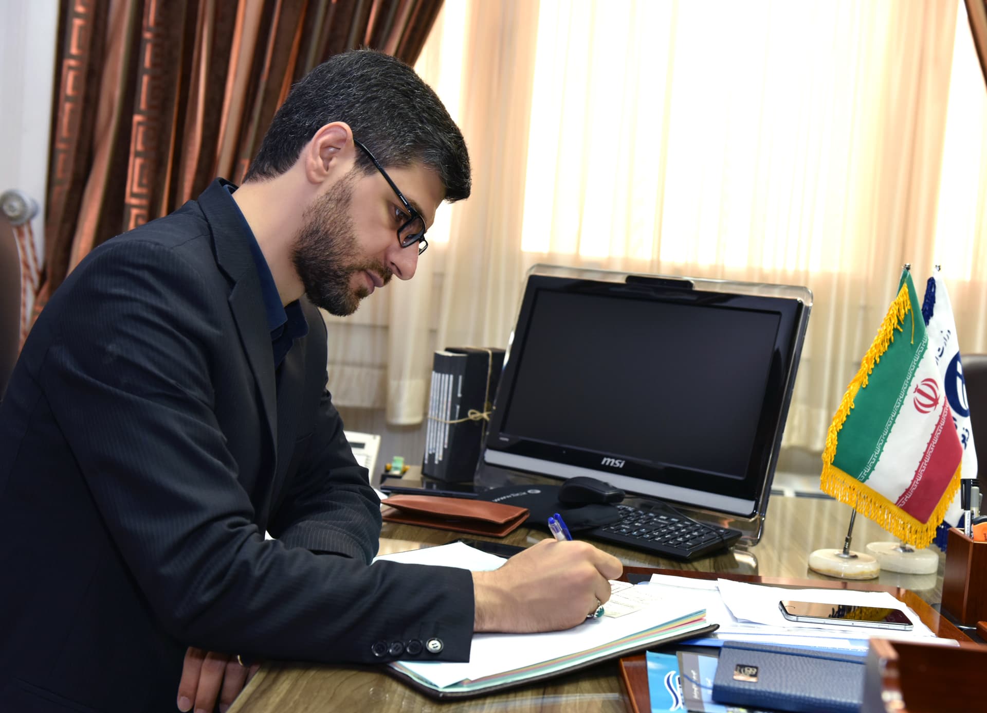 پیام مهندس فتاحی معاون وزیر ،رئیس هیات مدیره و مدیرعامل  شرکت به مناسبت 14 مرداد سالگرد تاسیس شرکت ارتباطات زیر ساخت