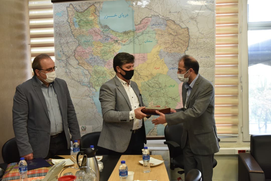 مهندس رضا موسوی به عنوان مدیر ارتباطات زیر ساخت شهرستان های استان تهران و امور هماهنگی استانها منصوب شد مهندس رضا موسوی به عنوان مدیر ارتباطات زیر ساخت شهرستان های استان تهران و امور هماهنگی استانها منصوب شد