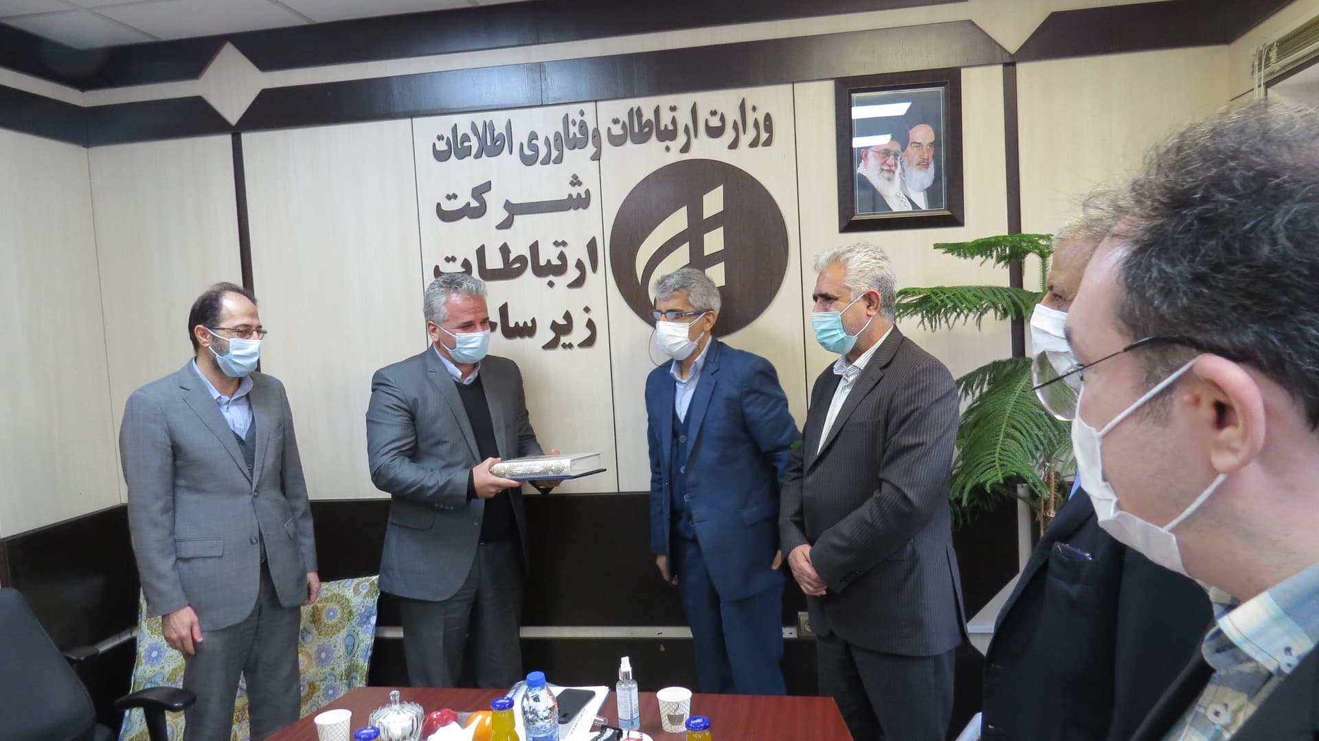 مراسم معارفه مدیر جدید استان قم برگزار شد مراسم معارفه مدیر جدید استان قم برگزار شد