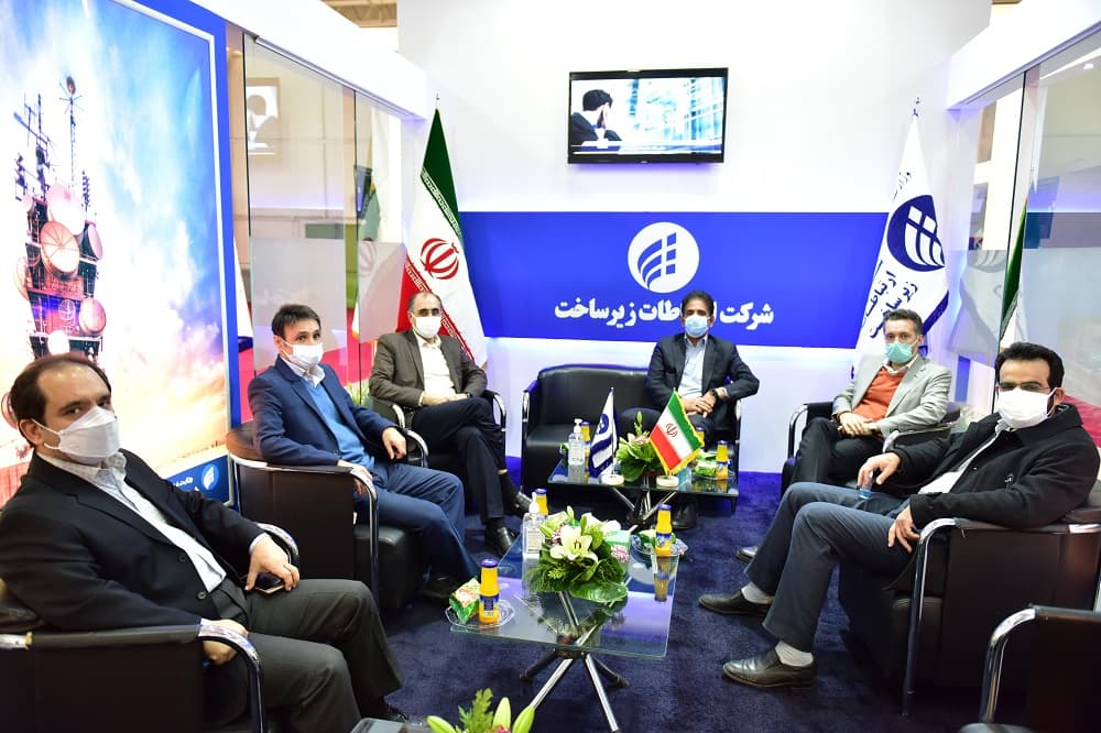 بازدید مدیران ارشد شرکت و سازمان های تابعه وزارت از غرفه شرکت ارتباطات زیرساخت بازدید مدیران ارشد شرکت و سازمان های تابعه وزارت از غرفه شرکت ارتباطات زیرساخت