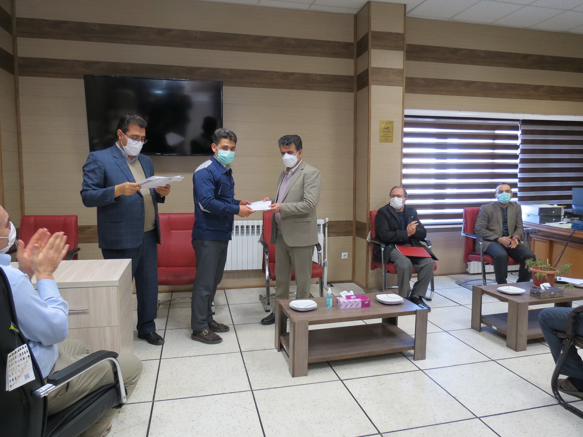 از مقام آوران مسابقات ورزشی دهه مبارک فجر در زیرساخت اردبیل، تجلیل شد