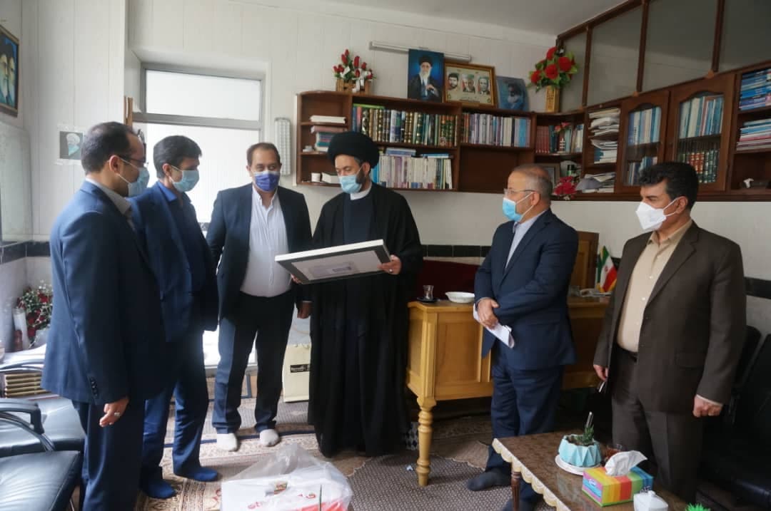 مدیر ارتباطات زیرساخت استان اردبیل با نماینده ولی فقیه  دیدار کرد