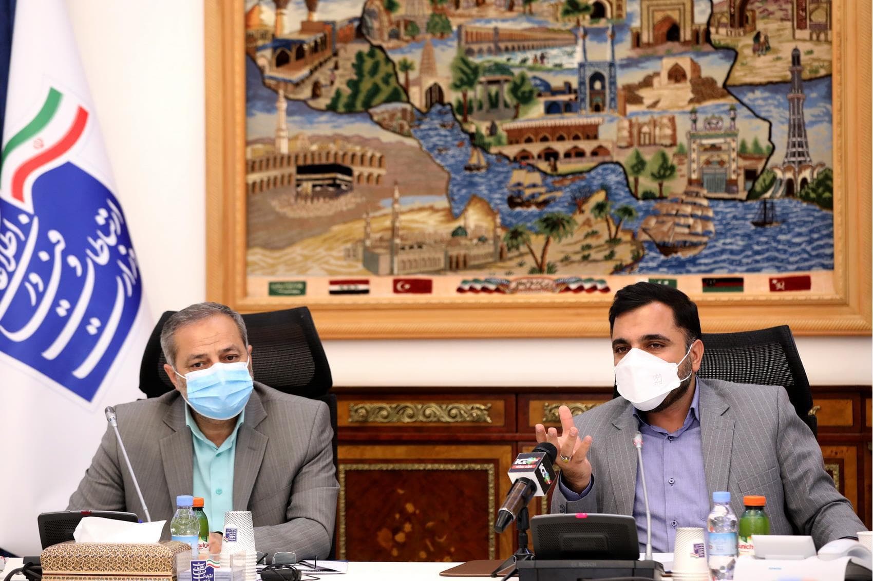 زارع پور: آمادگی کامل وزارت ارتباطات برای پشتیبانی از نظام تعلیم و تربیت کشور / کاظمی :تکیه گاه ما برای بازگشایی مدارس در بستر شبکه شاد است زارع پور: آمادگی کامل وزارت ارتباطات برای پشتیبانی از نظام تعلیم و تربیت کشور / کاظمی :تکیه گاه ما برای بازگشایی مدارس در بستر شبکه شاد است