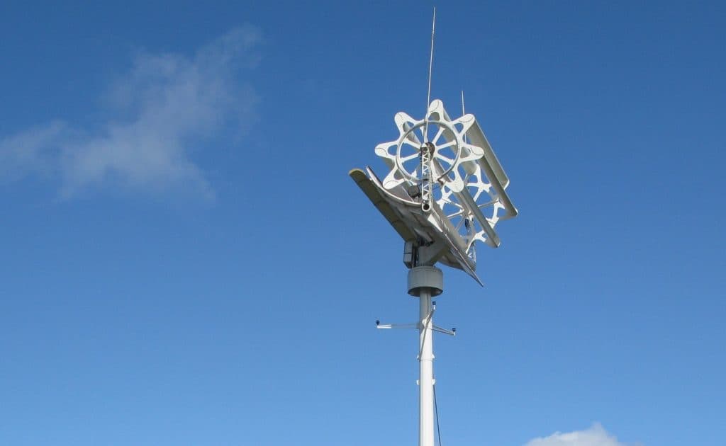 Vodafone combining solar and wind for self-powered mobile masts Vodafone combining solar and wind for self-powered mobile masts