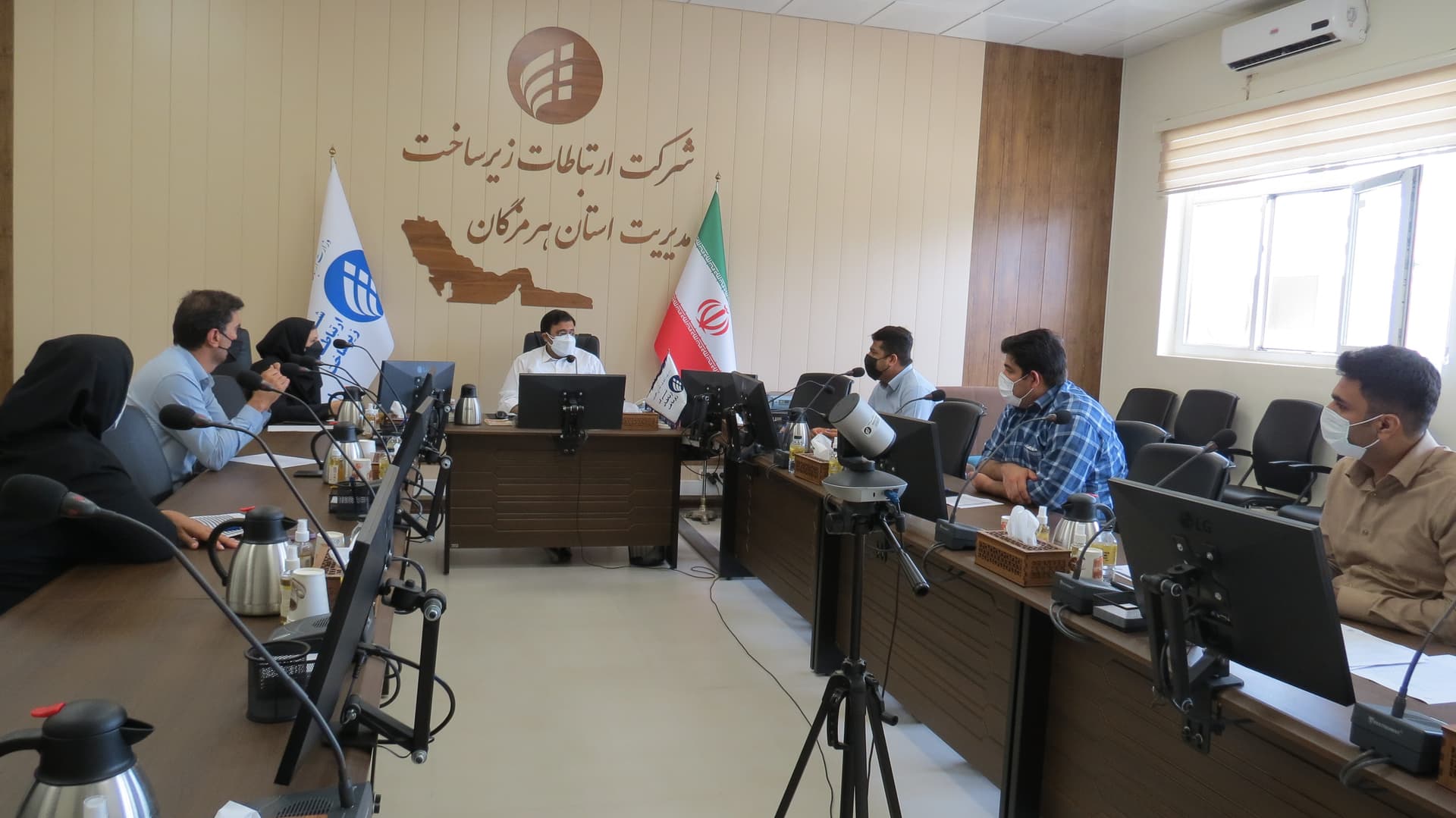 برگزاری جلسه مشارکت و هم اندیشی زیرساخت هرمزگان با کارشناسان پیمانکار نگهداری