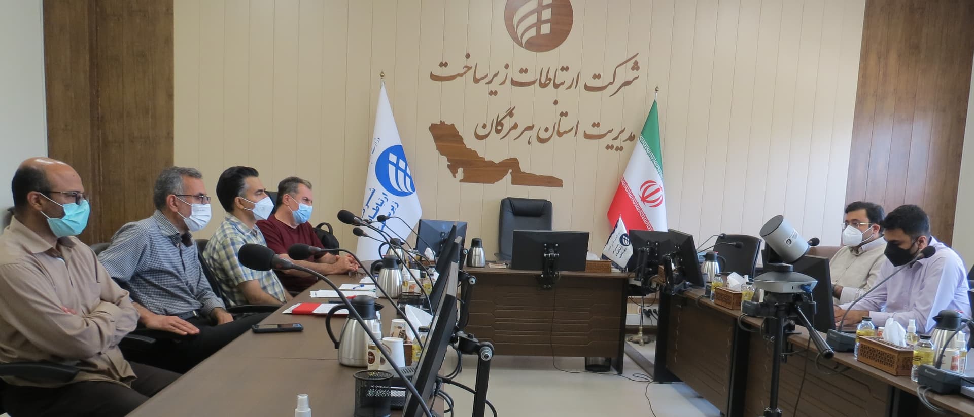 بررسی پروژه های سیگنال رسانی استان هرمزگان با حضور نمایندگان صداوسیمای مرکز خلیج فارس