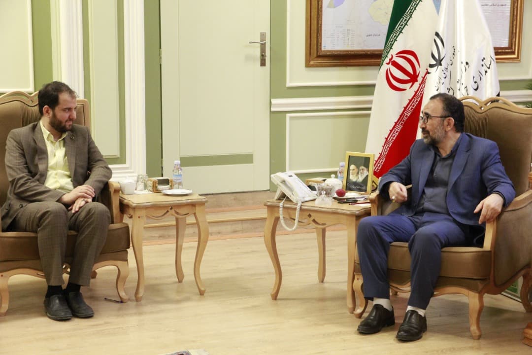 دکتر لاجوردی در دیدار با استاندار خراسان رضوی ؛ از توسعه زیرساختهای ارتباطی برای راه اندازی قطب داده در مشهد خبر داد دکتر لاجوردی در دیدار با استاندار خراسان رضوی ؛ از توسعه زیرساختهای ارتباطی برای راه اندازی قطب داده در مشهد خبر داد