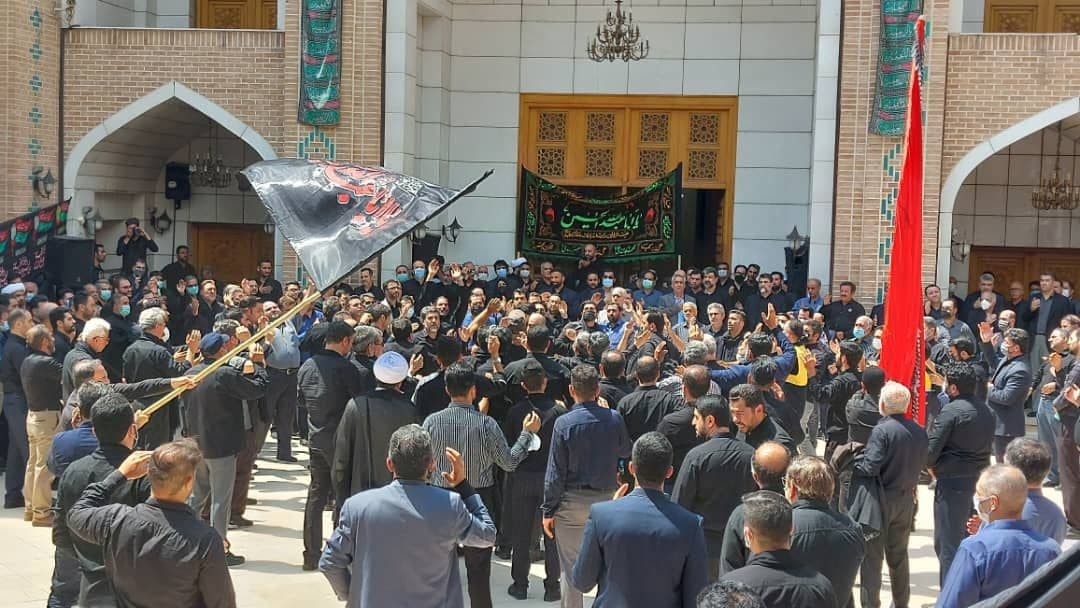 تجمع عظیم عاشورائیان در وزارت ارتباطات و فناوری اطلاعات برگزارشد