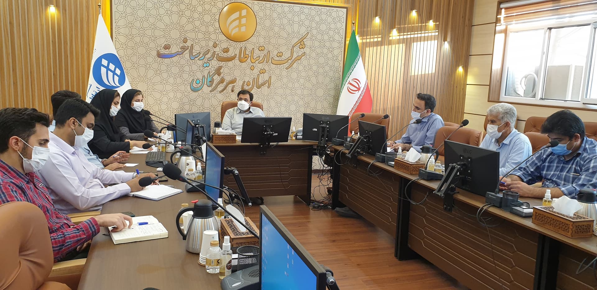 برگزاری سیزدهمین جلسه پدافند غیرعامل در محل سالن جلسات مدیریت ارتباطات زیرساخت استان هرمزگان