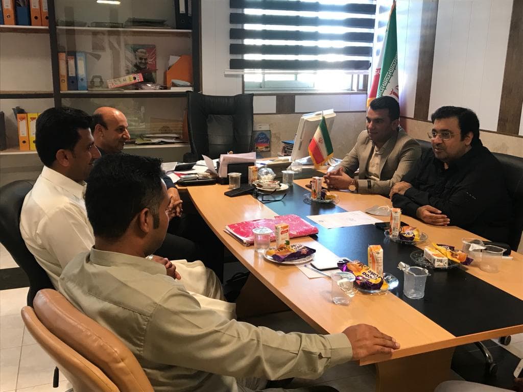 برگزاری جلسه مشترک مدیریت ارتباطات زیرساخت استان هرمزگان با شهردار شهر جاسک