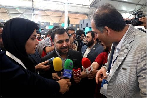 وزیر ارتباطات از نمایشگاه اینوتکس بازدید کرد وزیر ارتباطات از نمایشگاه اینوتکس بازدید کرد