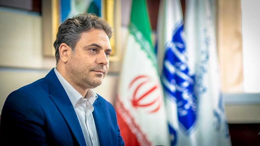 نخبگان فناوری اطلاعات سد انحصار و تحریم را شکستند