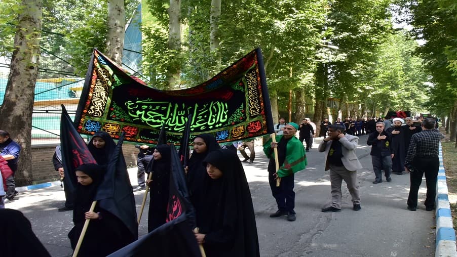اجتماع عظیم عاشورائیان خانواده بزرگ ارتباطات و فناوری اطلاعات برگزار شد اجتماع عظیم عاشورائیان خانواده بزرگ ارتباطات و فناوری اطلاعات برگزار شد