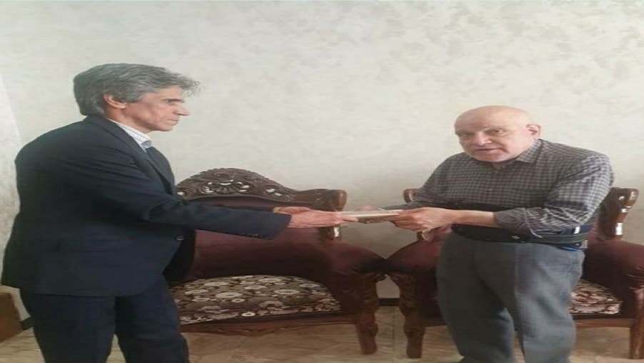 تجلیل از جانباز جعفر صالح توسط اداره ایثارگران شرکت ارتباطات زیرساخت