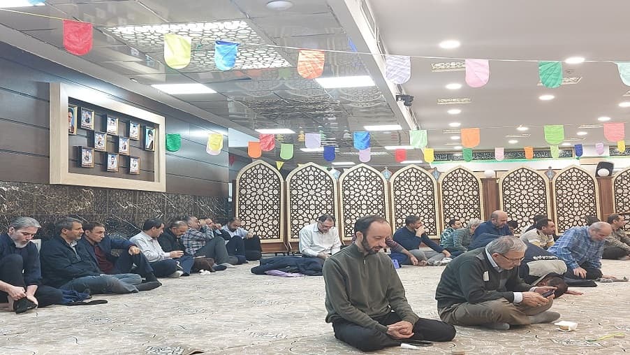 مراسم جشن میلاد حضرت فاطمه (س) در شرکت ارتباطات زیرساخت برگزار شد