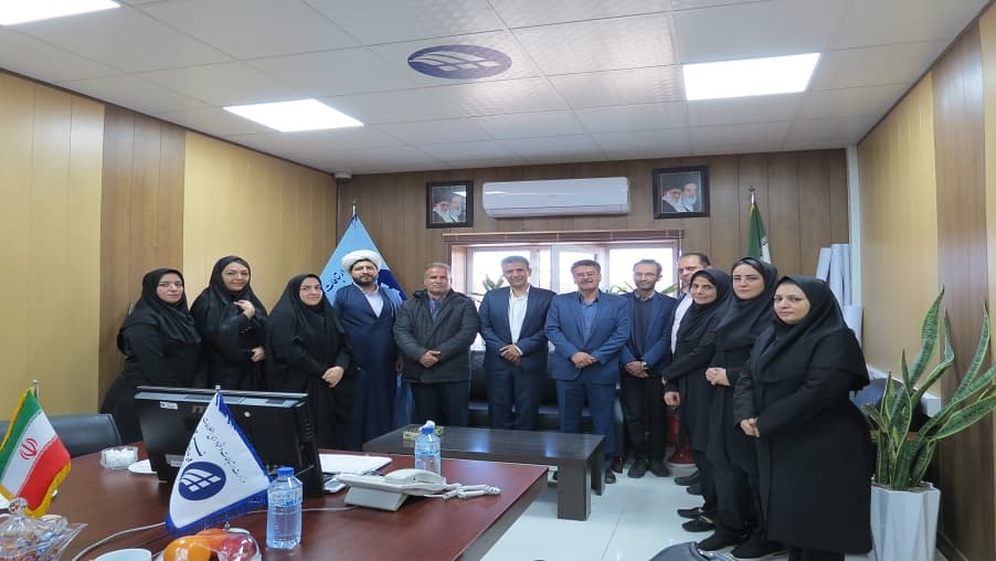 برگزاری مراسم گرامیداشت مقام مادر در زیرساخت استان یزد برگزاری مراسم گرامیداشت مقام مادر در زیرساخت استان یزد