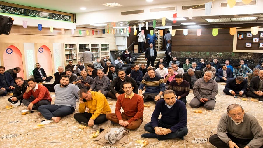 جشن ولادت حضرت علی (ع) و تجلیل از مقام پدر و روز مرد در شرکت ارتباطات زیرساخت برگزار شد