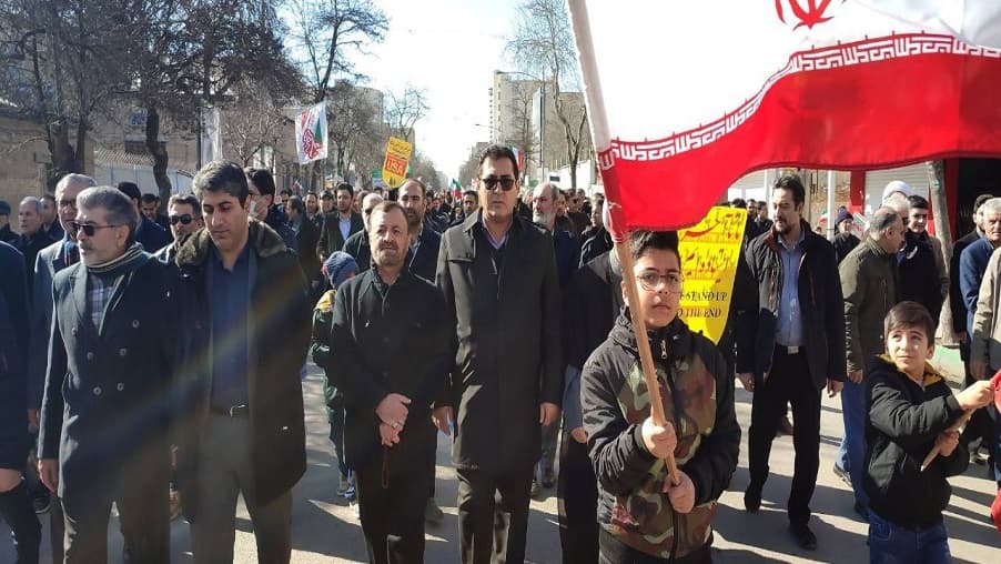 حضورپرشور کارکنان مدیریت ارتباطات زیرساخت استان اردبیل در راهپیمایی یوم الله 22 بهمن